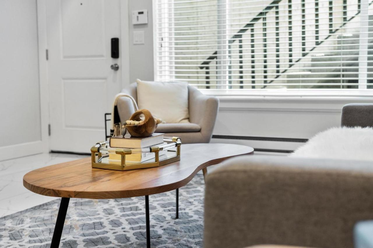 Willow Suite Langley Ngoại thất bức ảnh