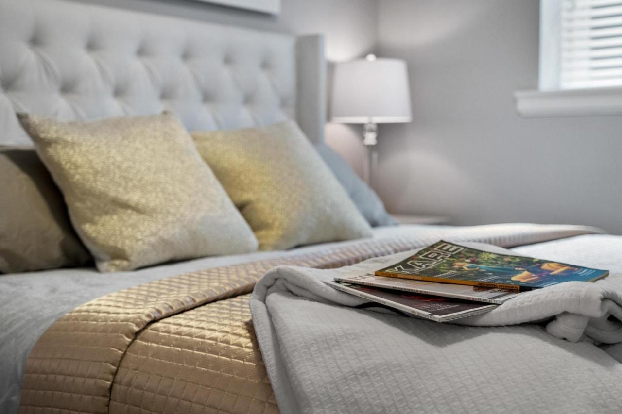 Willow Suite Langley Ngoại thất bức ảnh