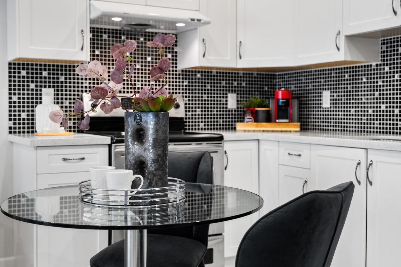 Willow Suite Langley Ngoại thất bức ảnh