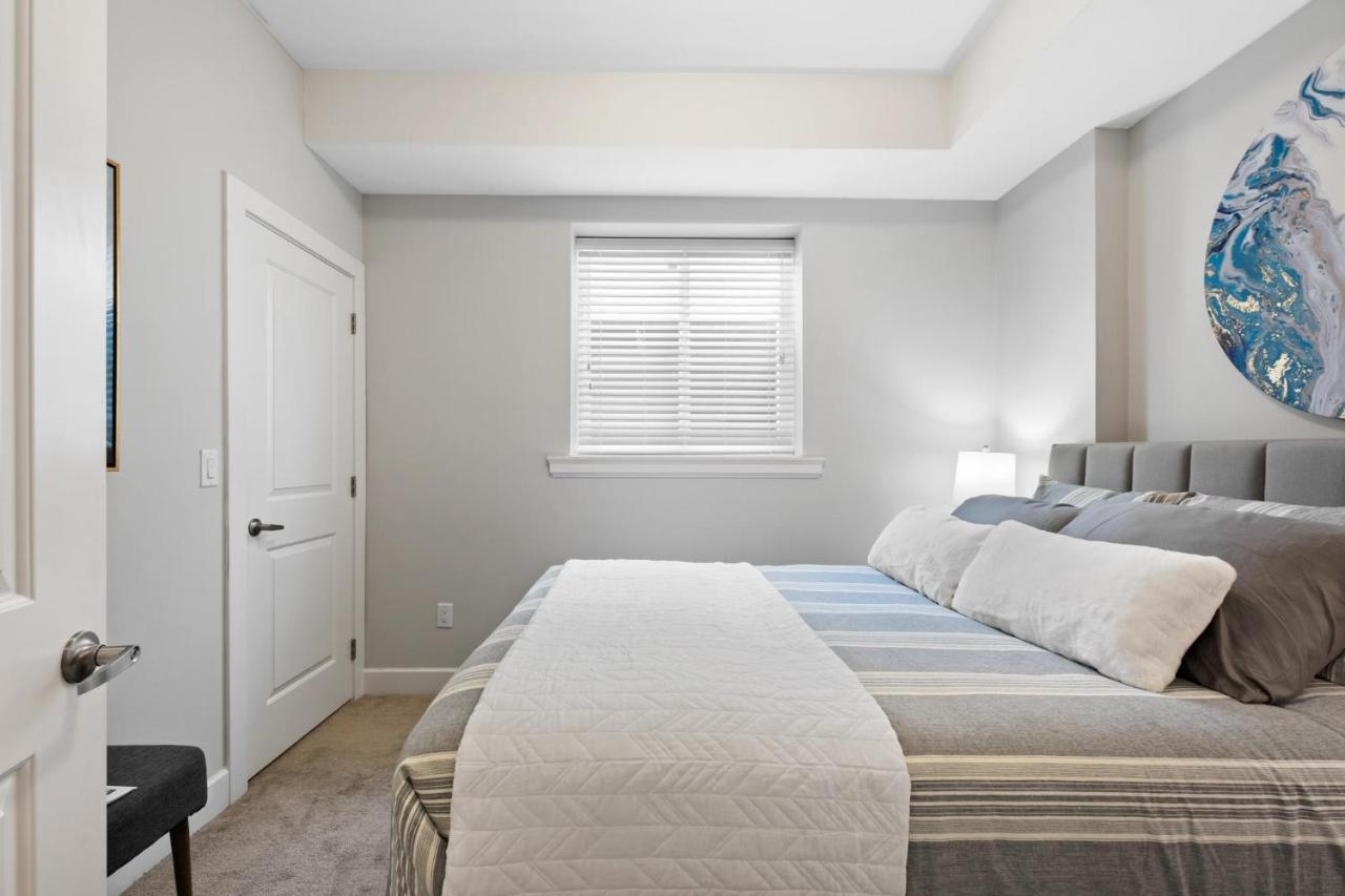 Willow Suite Langley Ngoại thất bức ảnh