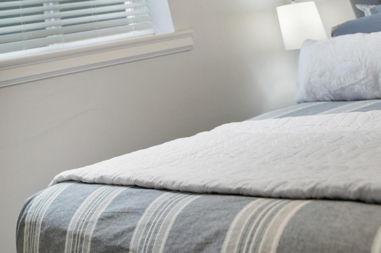 Willow Suite Langley Ngoại thất bức ảnh