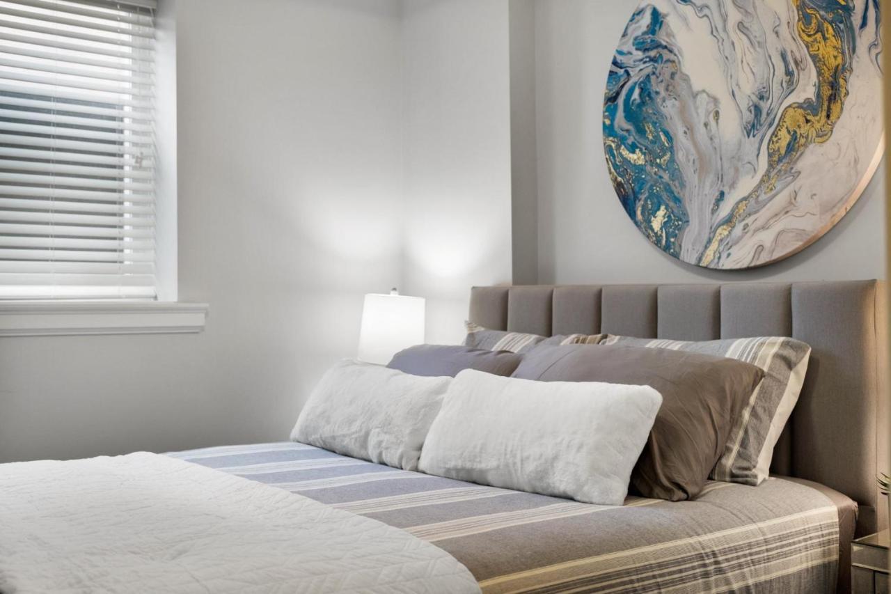 Willow Suite Langley Ngoại thất bức ảnh