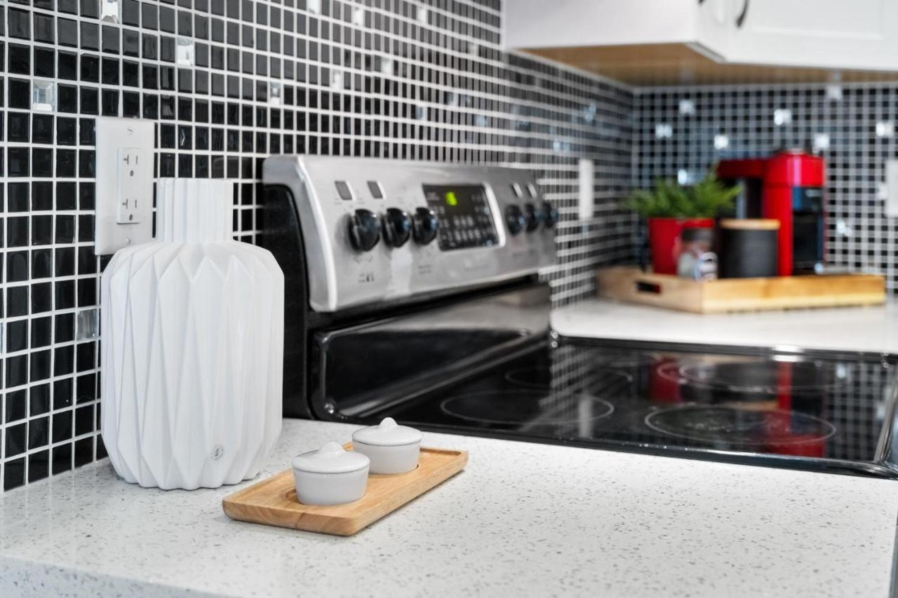 Willow Suite Langley Ngoại thất bức ảnh